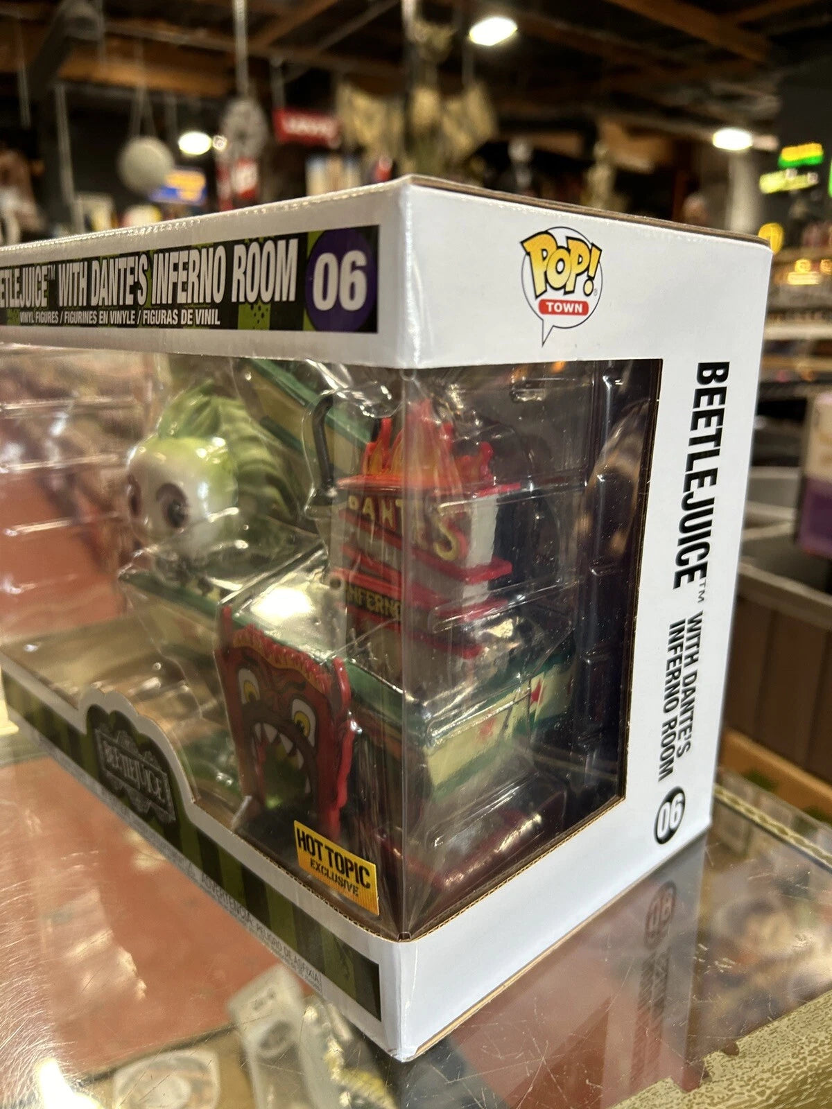 Funko Pop! Beetlejuice with Dante's Inferno Room #06 Town Hot Topic Exclusive