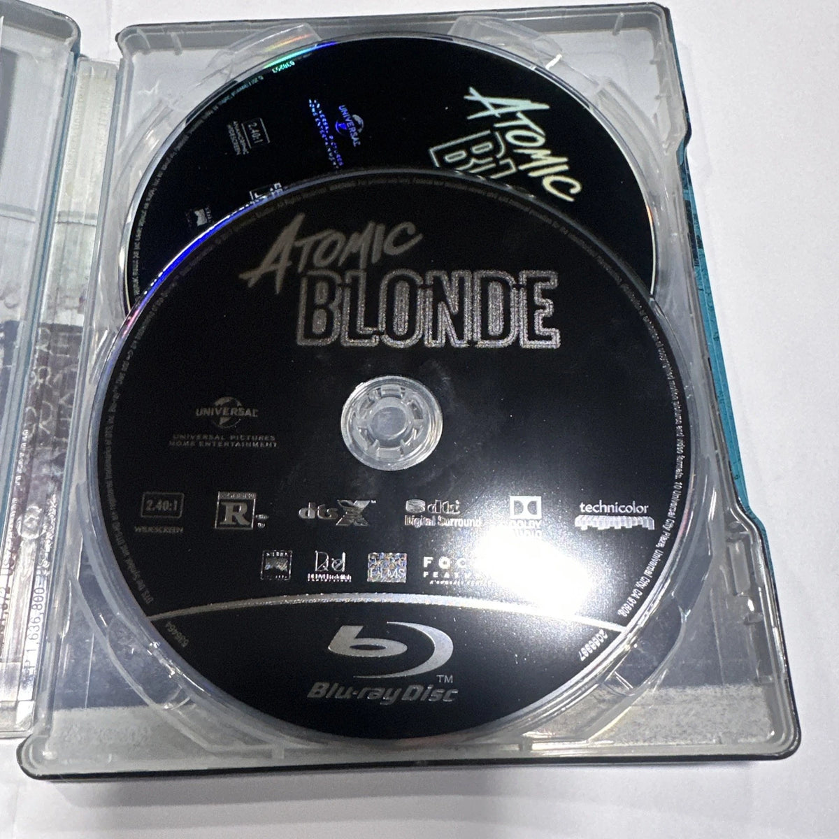 Atomic Blonde 4K Ultra HD + Blu-ray SteelBook (2017) – Excellent