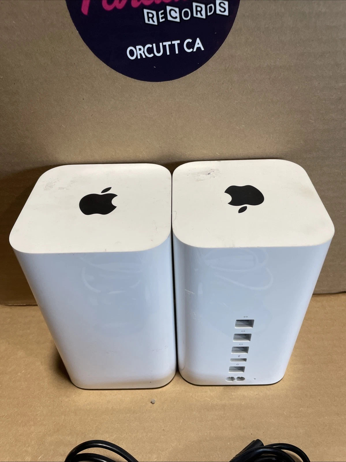 Apple A1521 AirPort Extreme Base Station Wireless Router Lot 2 Base Station