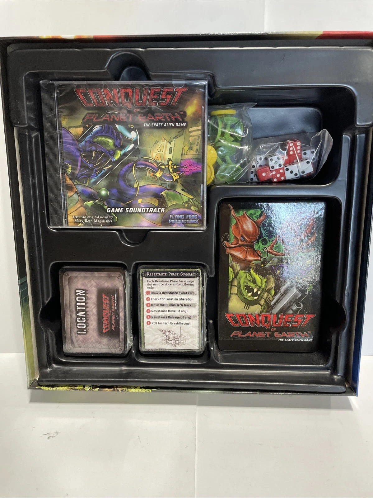 Conquest of Planet Earth Space Alien Game w/Expansion Apocalypse Flying Frog