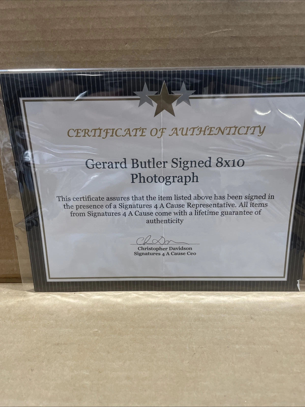 Autographed Gerard Butler 8 x 10 Photo Signed with COA