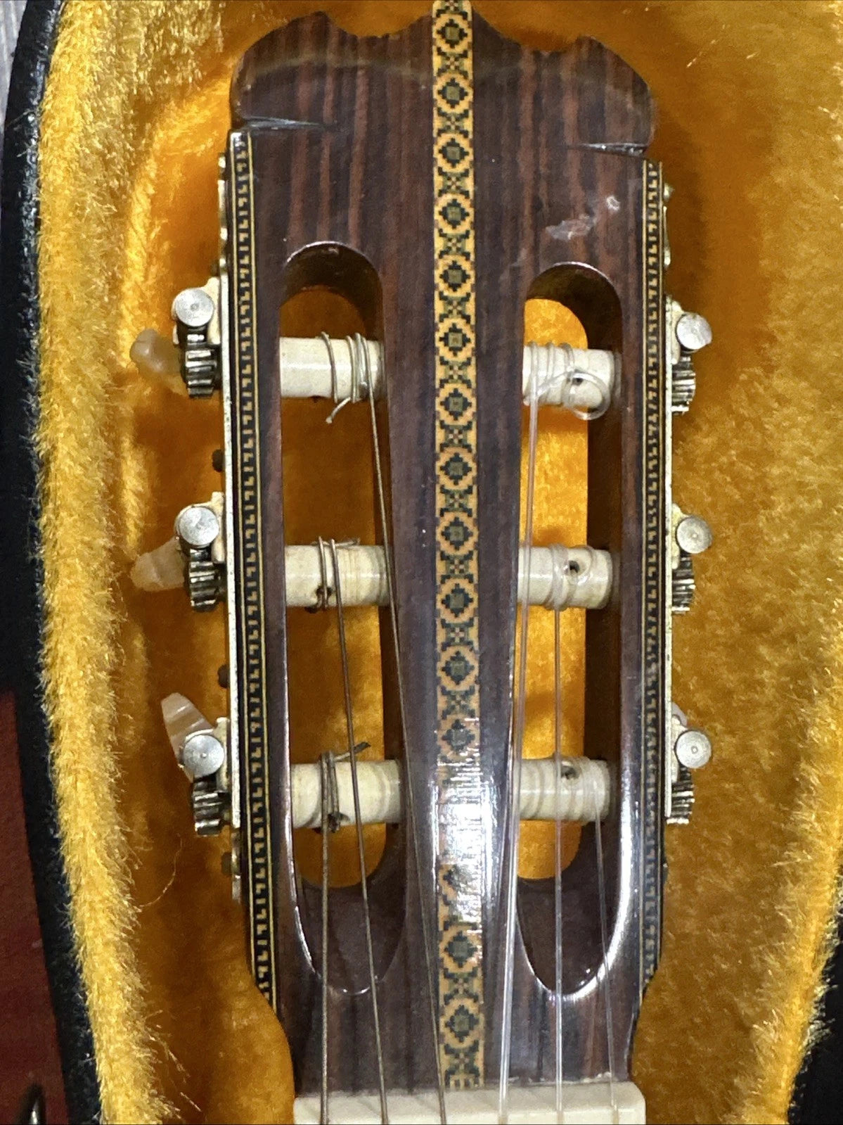 Vintage 1973 Garcia Grade No. 3 Classical Acoustic Guitar With Case