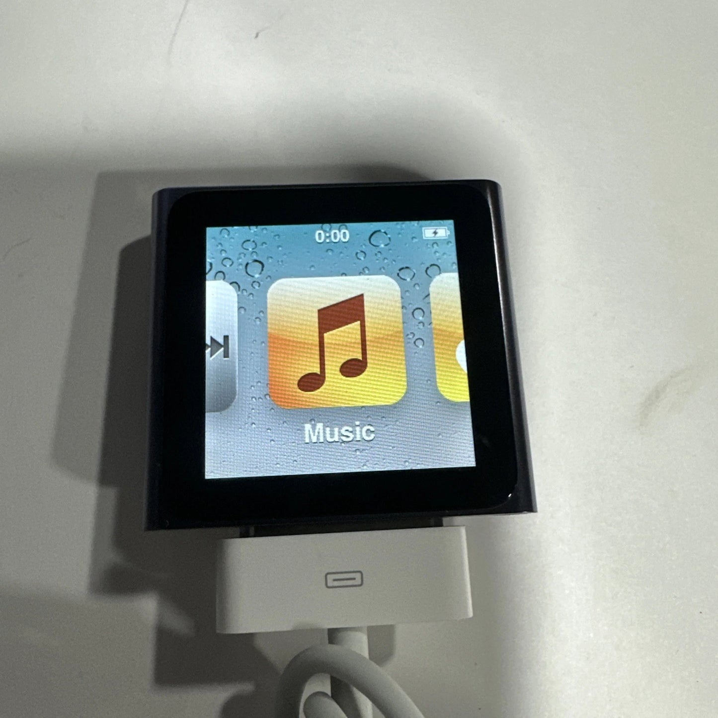 iPod Nano 6th Gen - Bad Battery - Tested - Works