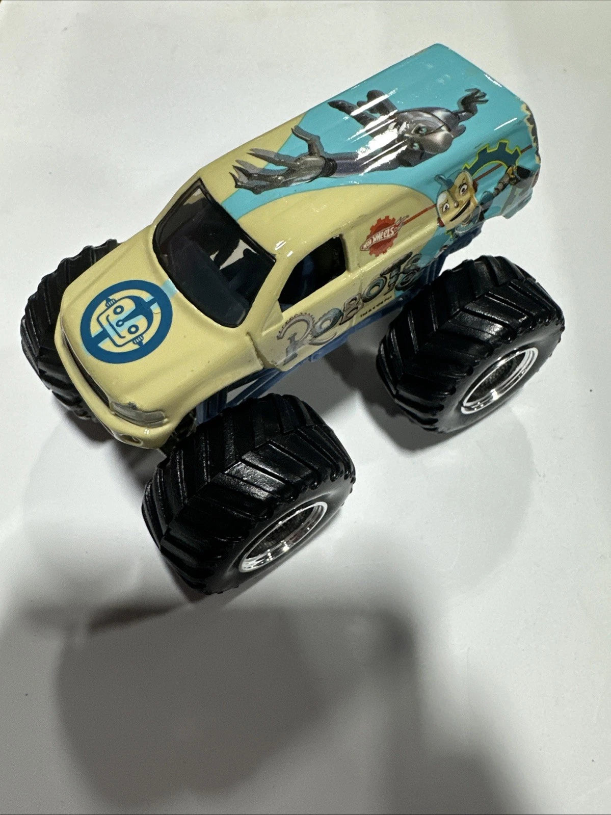 VTG Grave Digger HOT WHEELS MONSTER JAM Carrying Case Box with 11 Trucks Lot #1