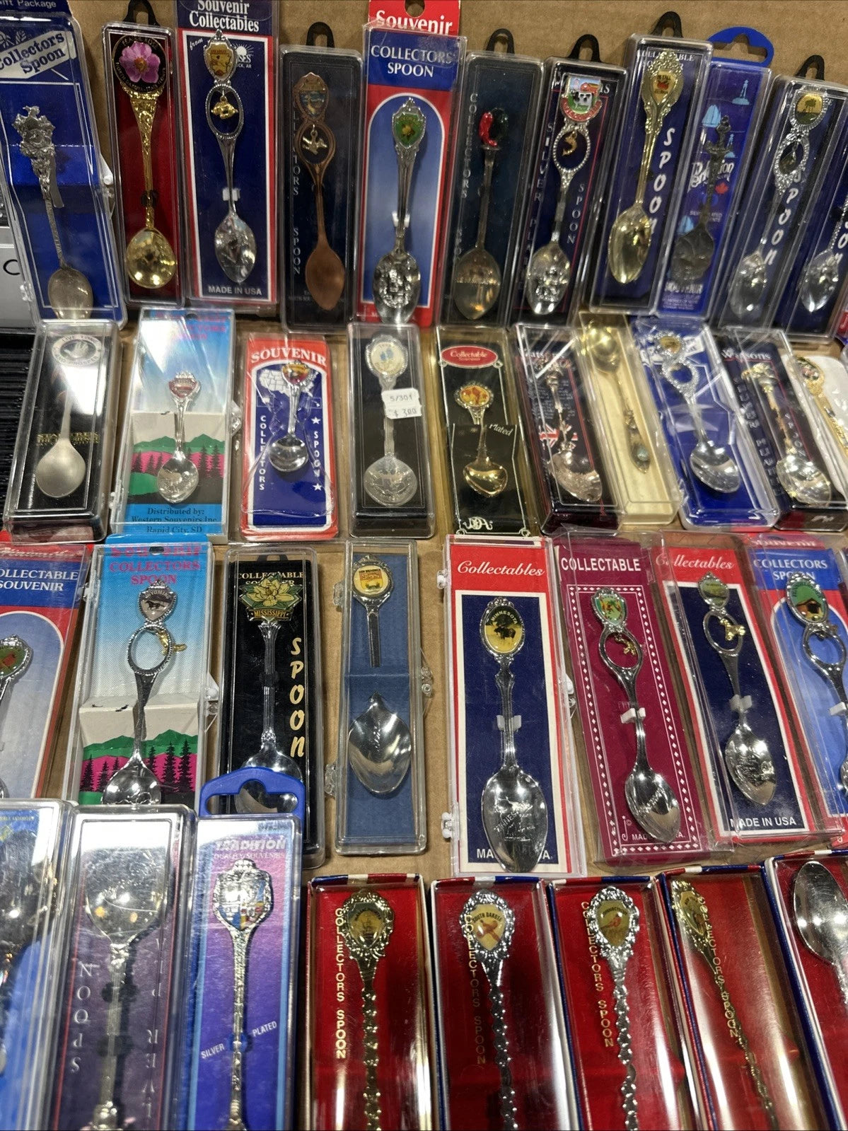 77x SOUVENIR SPOONS FLATWARE SILVERPLATE LOT VINTAGE CRAFT REUSE REPURPOSE