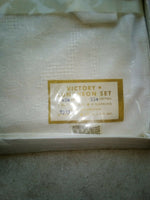 Victory Luncheon Set 4 Place Mats 4 Napkins 55% Cotton/ 45% linen Vintage
