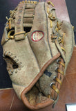 Vintage Spalding Baseball Glove 42.5135