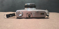Sold As Is -Olympus Trip 35 Black Point & Shoot 35mm Film Camera F = 40mm 1:2.8