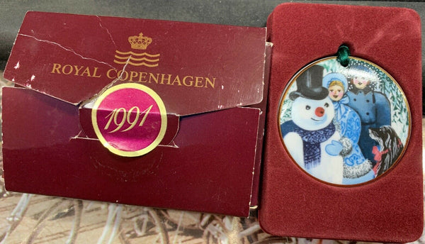 Royal Copenhagen 1991 Christmas In Denmark Ornament Snowman
