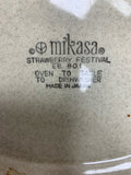 VTG MIKASA Strawberry Festival Oval Lidded Casserole EB801, 2 1/2 Qt. (N. MINT)