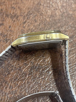 Vintage Casio quartz gold tone 901A4-663 aq-222 Japan A Watch