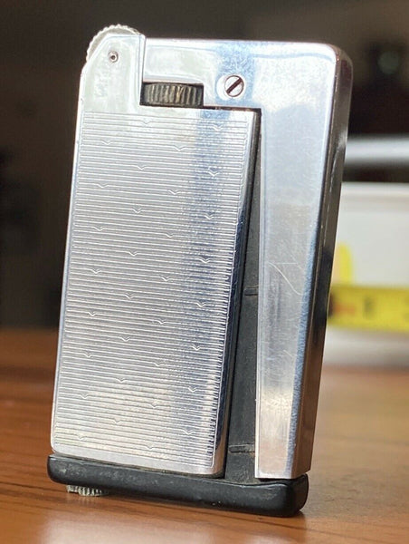 Vintage Silver Diplomat Lighter